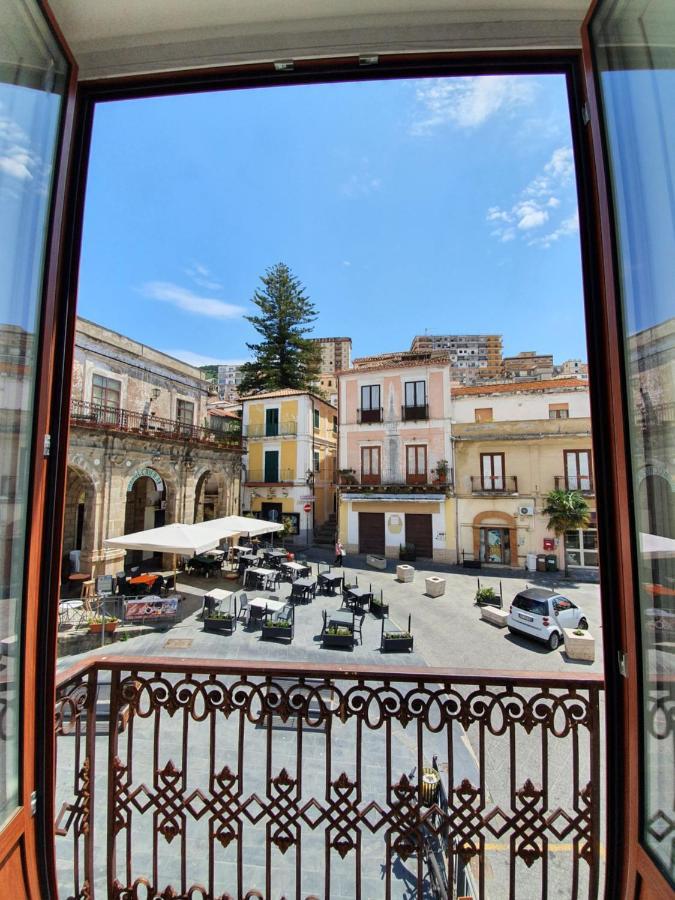 La Meridiana - Centro Storico Di Pizzo Buitenkant foto