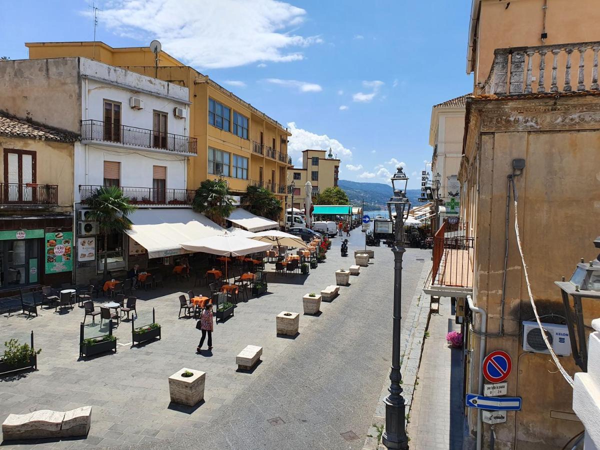 La Meridiana - Centro Storico Di Pizzo Buitenkant foto