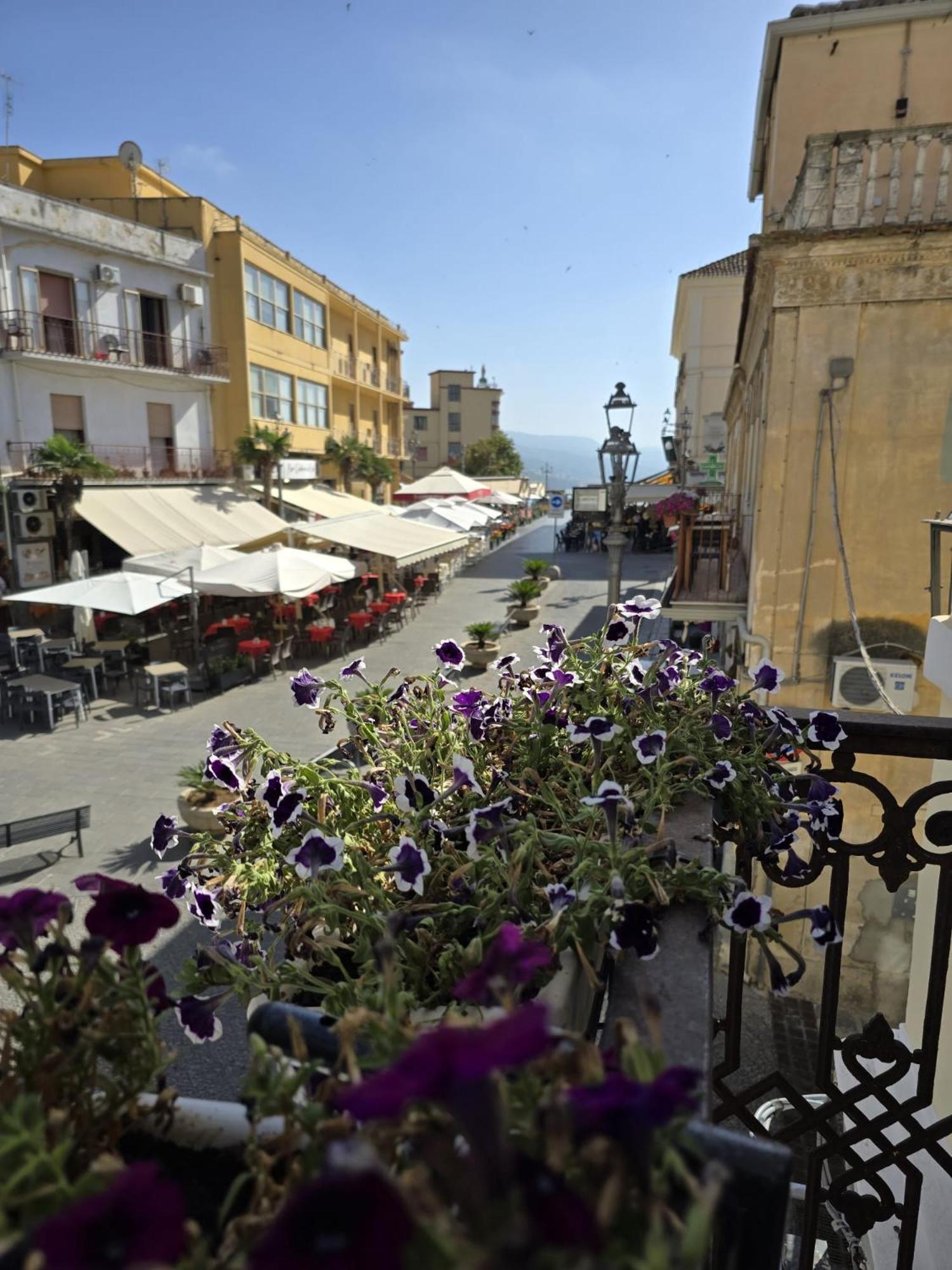 La Meridiana - Centro Storico Di Pizzo Buitenkant foto