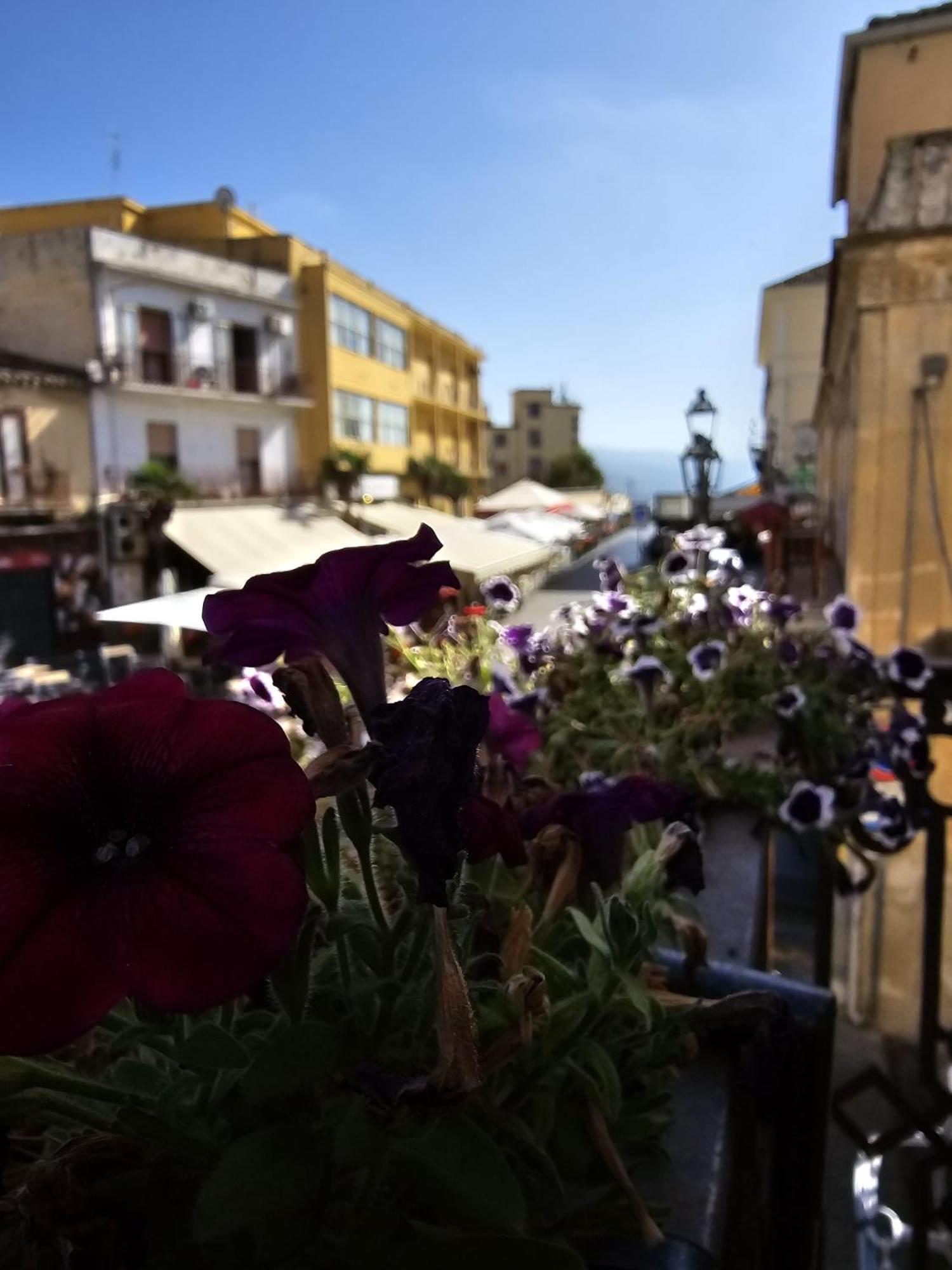 La Meridiana - Centro Storico Di Pizzo Buitenkant foto
